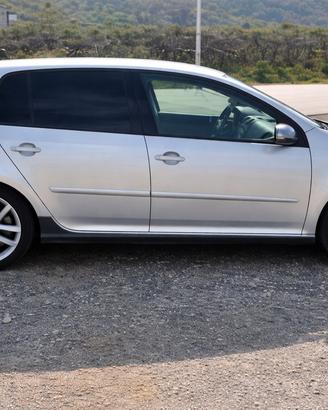 vw golf 5  3200€