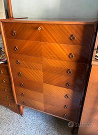 Cassettiera  alta in legno
