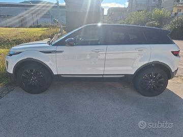 Rang rover evoque 2017 2.0 come nuova