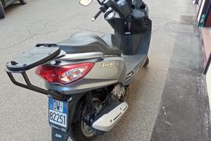 Scooter 125 Sanyang