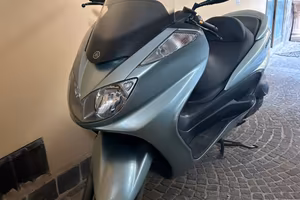 tolgo scooter Yamaha majesty
