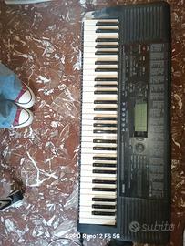 pianola Yamaha