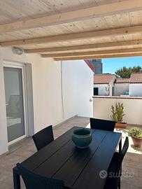 Terrazza relax e scorci di mare- 5 posti letto