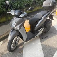 Yamaha Xenter 125