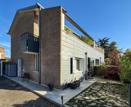 CASA SEMINDIPENDENTE A MIRANO