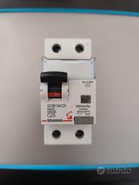 MagnetotermicoDiff. BTicino 25A 0,03A Come Nuovo