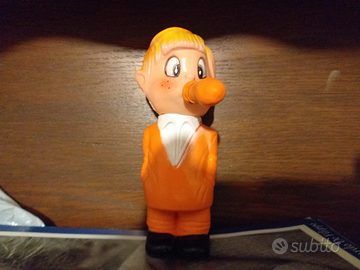 Pupazzi VECCHI IN PLASTICA LEDRA ETC apri