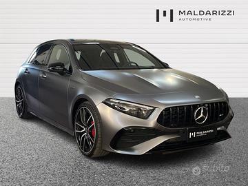 MERCEDES-BENZ A AMG 35 Premium AMG Racing Collecti
