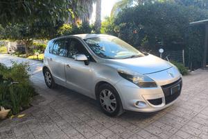 Renault Scenic xmod 2010 1.5 dci