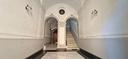 pressi-via-umberto-6-vani-con-terrazzo