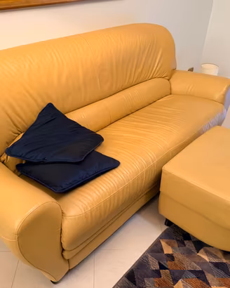 Set divano e poltrona vera pelle