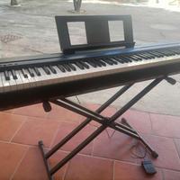 Piano digitale 88 tasti pesati YAMAHA P45-B