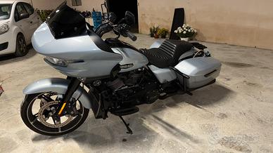 ROAD GLIDE 2024 Come nuova