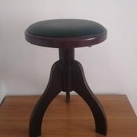 Sgabello per pianoforte