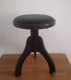 Sgabello per pianoforte