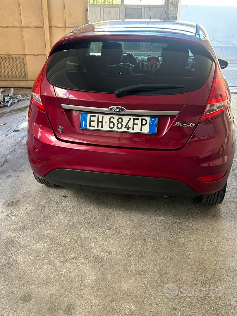 Ford Fiesta 2011 photo 3