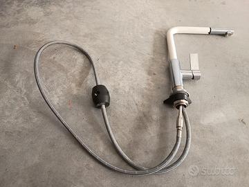 Rubinetto cucina con doccetta Franke