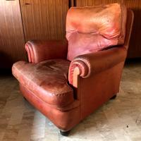 coppia poltrone Frau e pouf