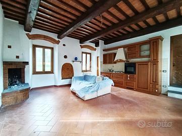 CASA INDIPENDENTE A SERRAVALLE PISTOIESE