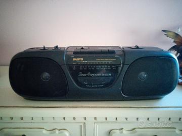 STEREO PORTATILE SANYO M7035F buone condizioni 