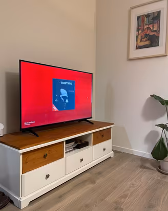 Mobile TV Ikea