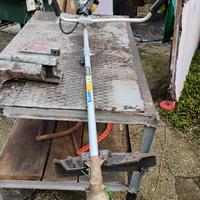 DECESPUGLIATORE A BENZINA 