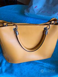 Borsa Nicoli