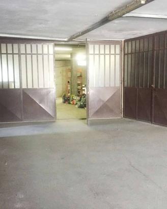Immobile di 250 m² a Trofarello