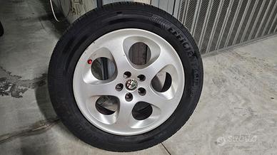 Set 4 cerchioni con pneumatici Alfa Romeo 147