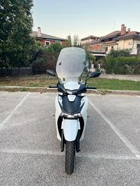 Honda SH 125 SPORT