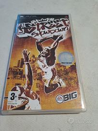 Gioco per PSP NBA Street Showdown.