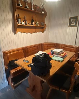 Tavolo sala da pranzo