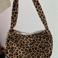 Borse alcune nuove, alcune usate