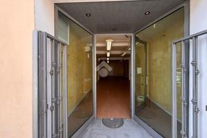 NEGOZIO A SAN GIOVANNI VALDARNO