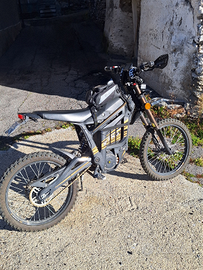 Talaria Sting TL3000 con Extender batteria (1100)