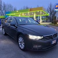 Volkswagen Passat 2.0 TDI SCR 190 CV DSG Executive