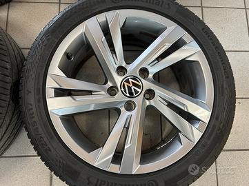 Cerchi in lega 17 originali golf 8 con gomme