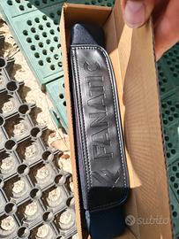 Straps Fanatic Wing