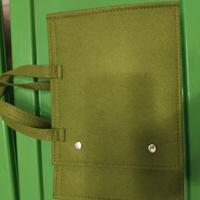 piccola borsa in feltro