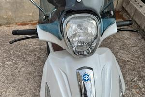 Beverly 300  S i.e. ABS-ASR 2018