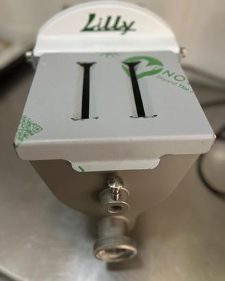 Macchina per pasta con coltello