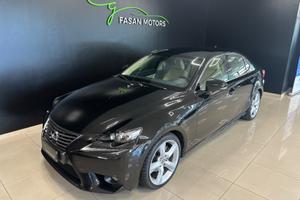 LEXUS IS 3ª serie - 2015
