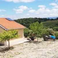 Rimessaggio con terreno