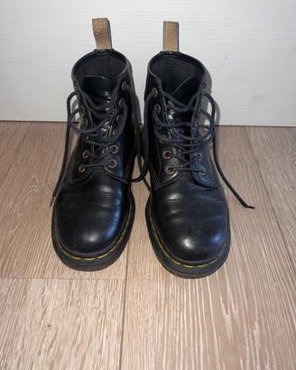 Dr.Martens