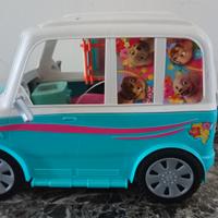 Camper dei cuccioli di Barbie 