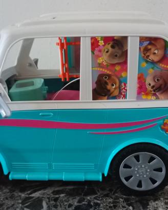 Camper dei cuccioli di Barbie 