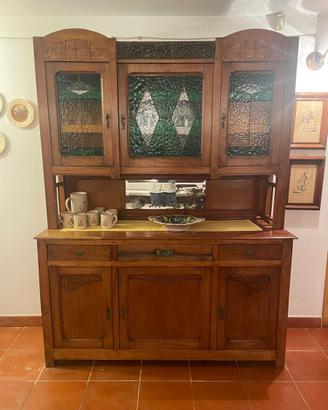 Credenza stile Liberty