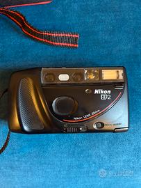 Fotocamera analogica 35 mm - Nikon RF2