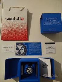 orologio blu moderno 