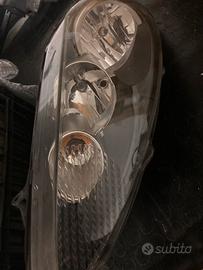 Coppia fari Ford Fiesta anno 2011
